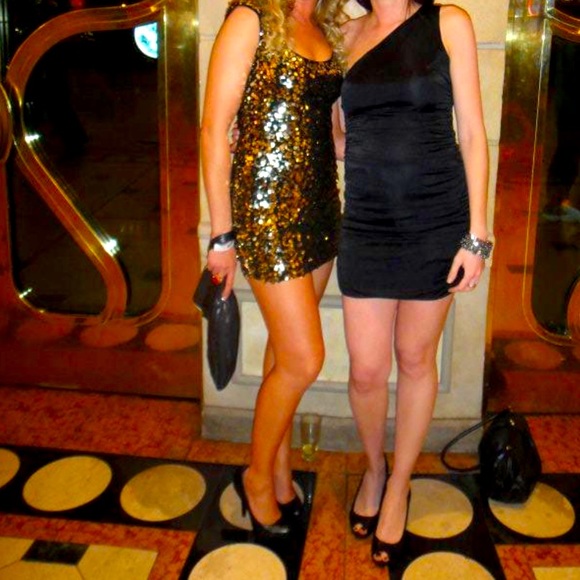 B Darlin Gold Sequin Dress - Picture 7 of 7